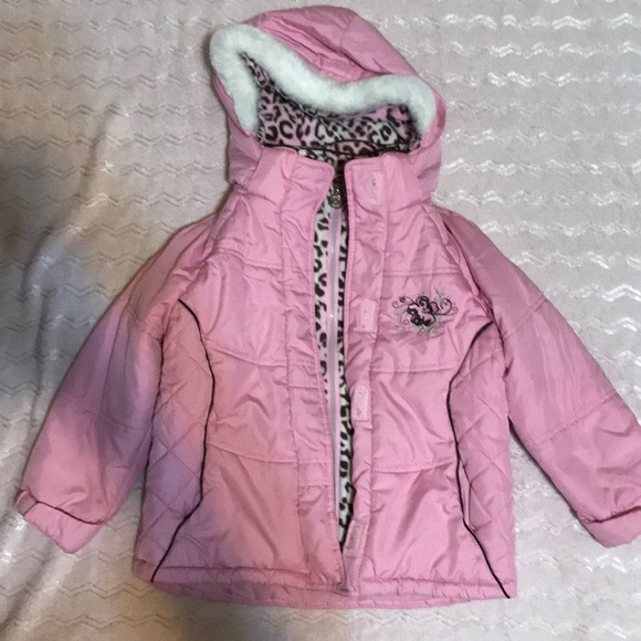 ZeroXposur Other - Little girl’s pink cheetah snow suit